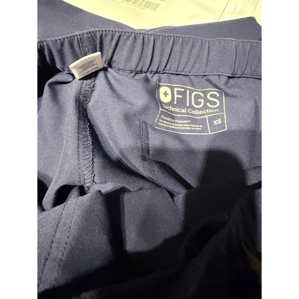 FIGS Cairo Cargo Scrub Pants Mens XS Regular Navy 9 Pocket EUC